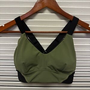 RVCA green/black sports bra Small